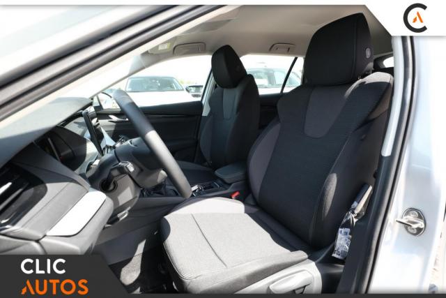 Skoda Octavia image 7
