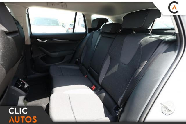 Skoda Octavia image 4