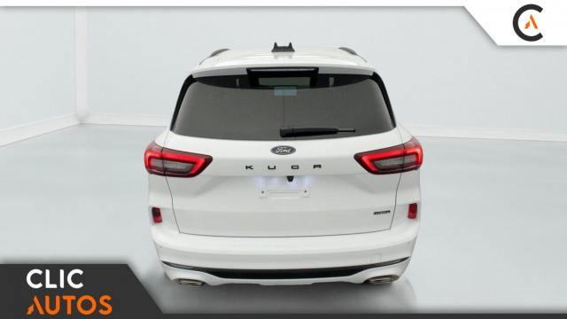 Ford Kuga image 6