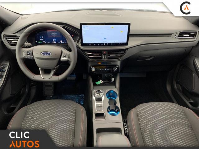 Ford Kuga image 8