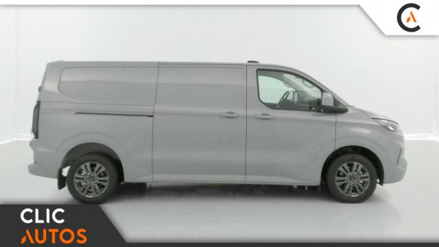 Ford Transit Custom image 2