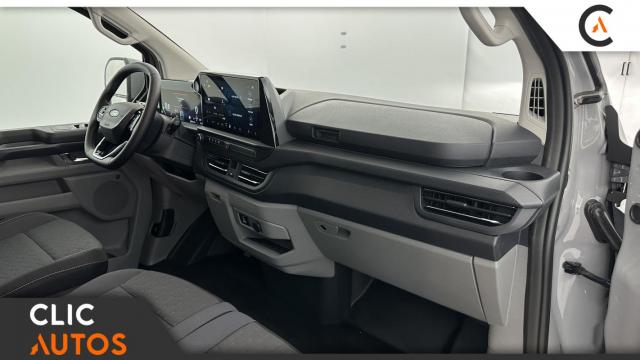 Ford Transit Custom image 9