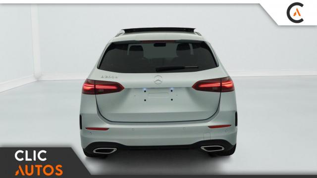 Mercedes Benz B 200 image 8
