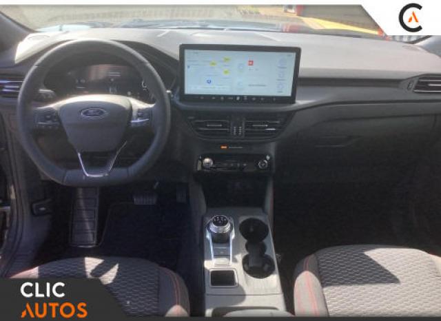 Ford Kuga image 2