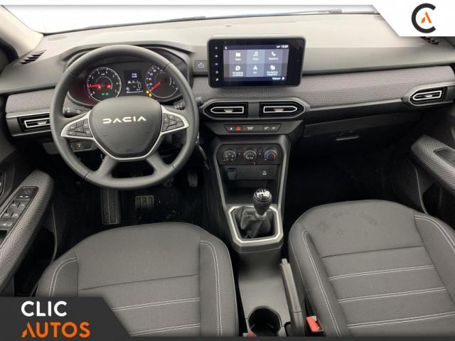 Dacia Sandero image 2