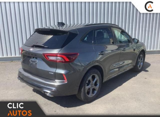 Ford Kuga image 6