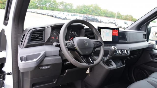Renault Master image 6