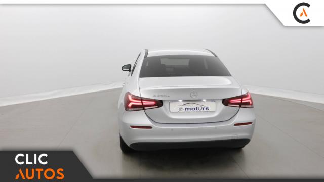 Mercedes Benz Classe E image 4
