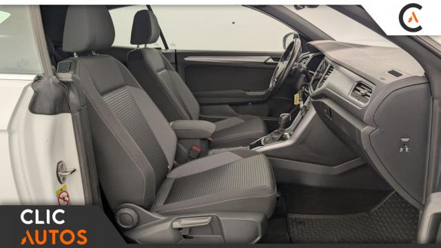 Volkswagen T-Roc image 2