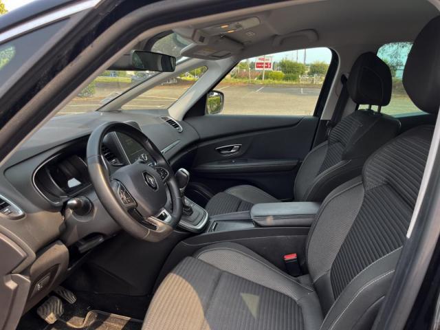 Renault Grand Scénic image 9