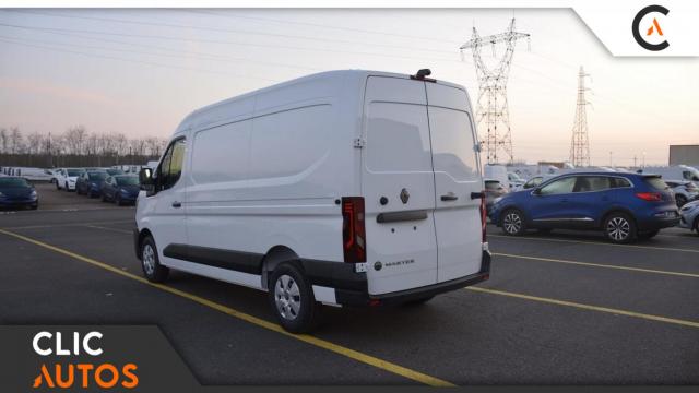 Renault Master image 4