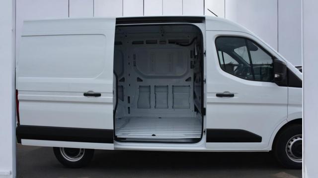 Renault Master image 3