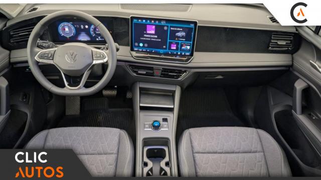 Volkswagen Tiguan image 8