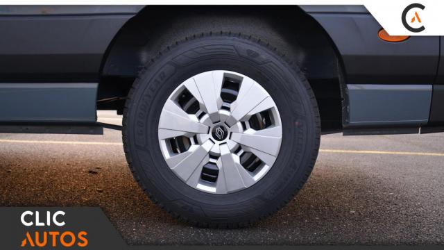 Renault Master image 8