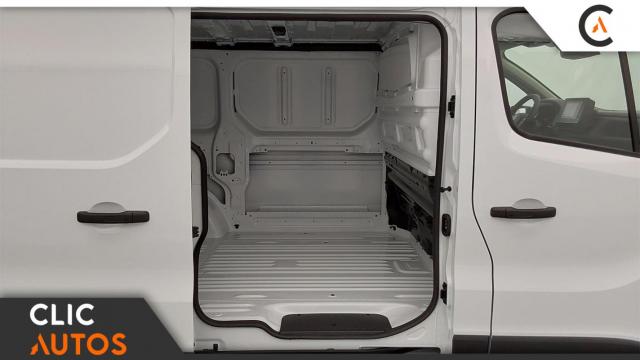 Renault Trafic image 2