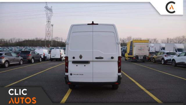Renault Master image 7