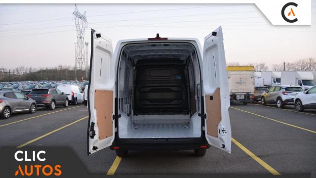 Renault Master image 6