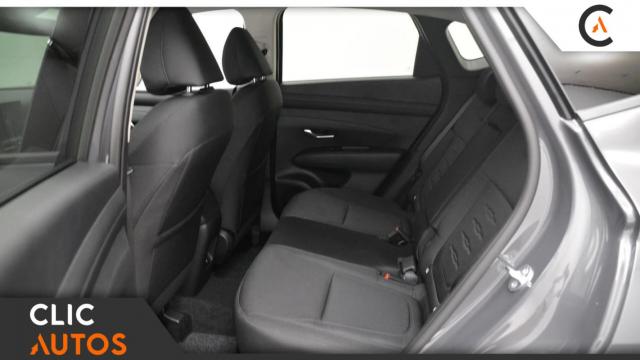 Hyundai Tucson image 8
