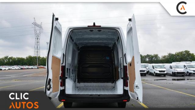 Renault Master image 4