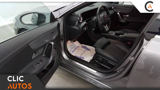 Mercedes Benz Cla image 2