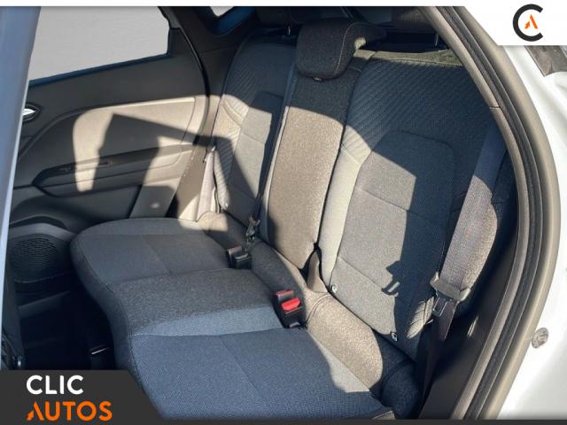 Renault Captur image 2