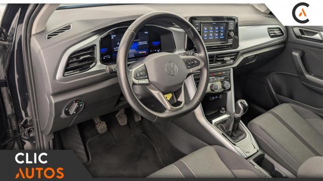 Volkswagen T-Roc image 4