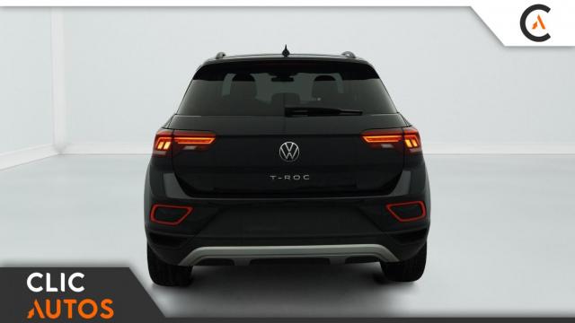 Volkswagen T-Roc image 2