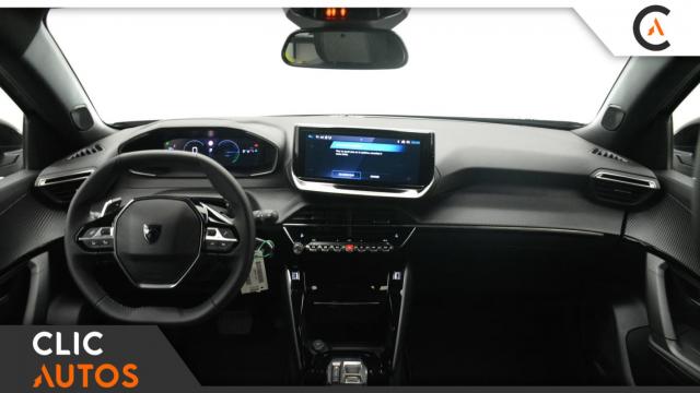 Peugeot 2008 image 8