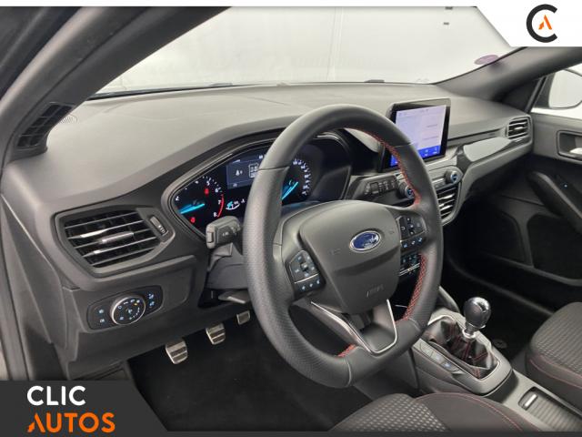Ford Focus image 6
