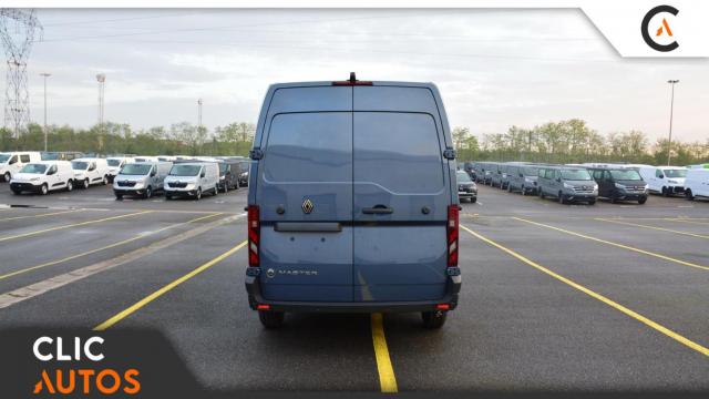Renault Master image 4