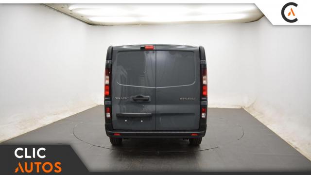 Renault Trafic image 8