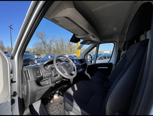 Peugeot Boxer image 2
