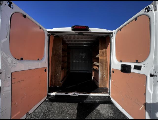Peugeot Boxer image 1