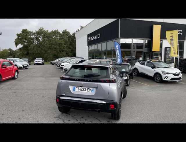 Peugeot 2008 image 2