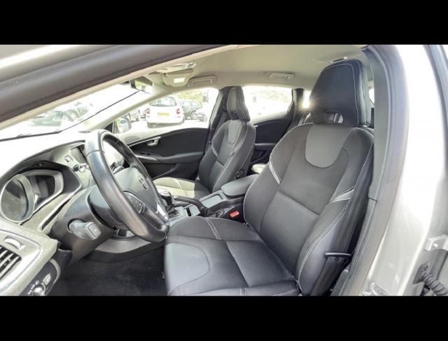 Volvo V40 image 4
