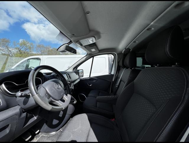Opel Vivaro image 5