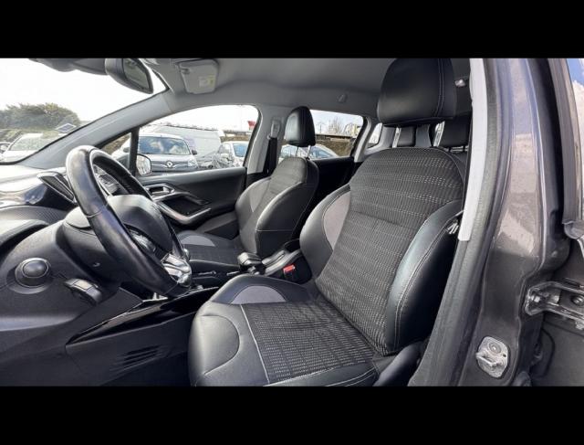 Peugeot 2008 image 5