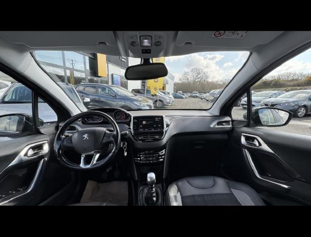 Peugeot 2008 image 4