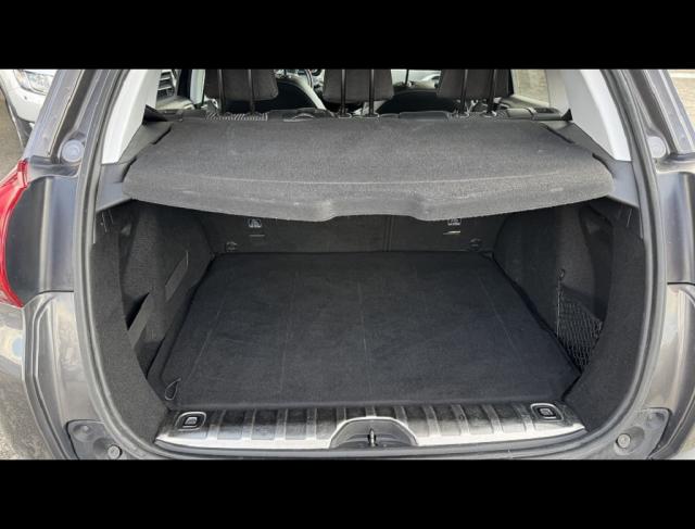 Peugeot 2008 image 1