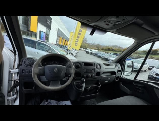 Renault Master image 2