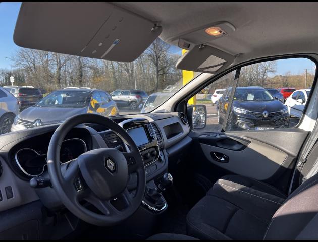 Renault Trafic image 4
