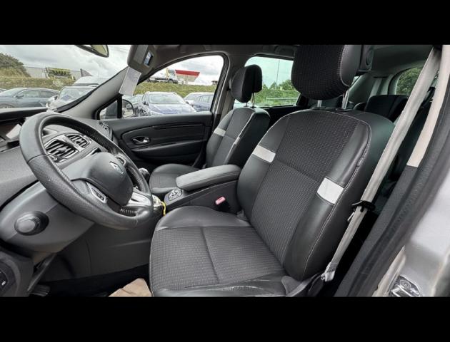 Renault Grand Scénic image 1