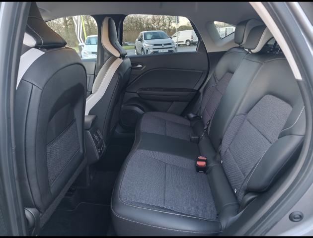 Renault Captur image 1