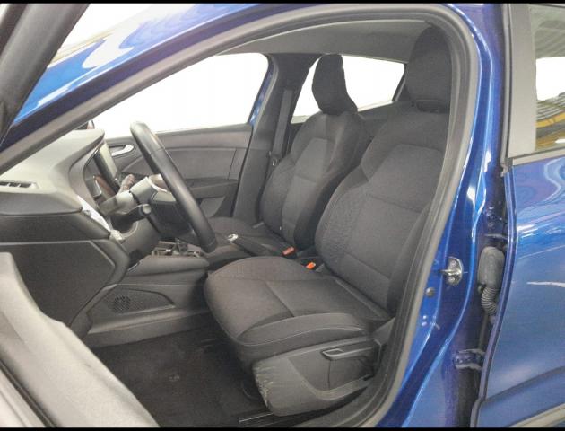 Renault Clio image 6