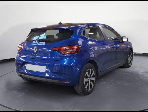 Renault Clio image 2