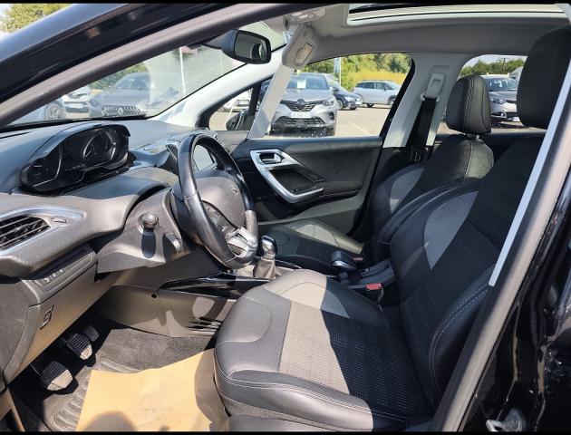 Peugeot 2008 image 6