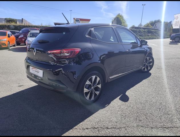 Renault Clio image 2