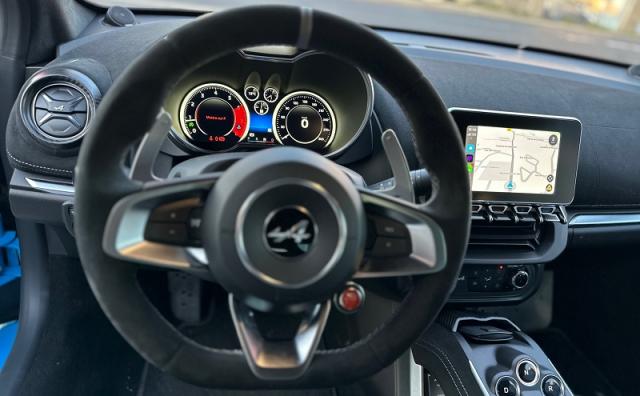 Alpine A110 image 3