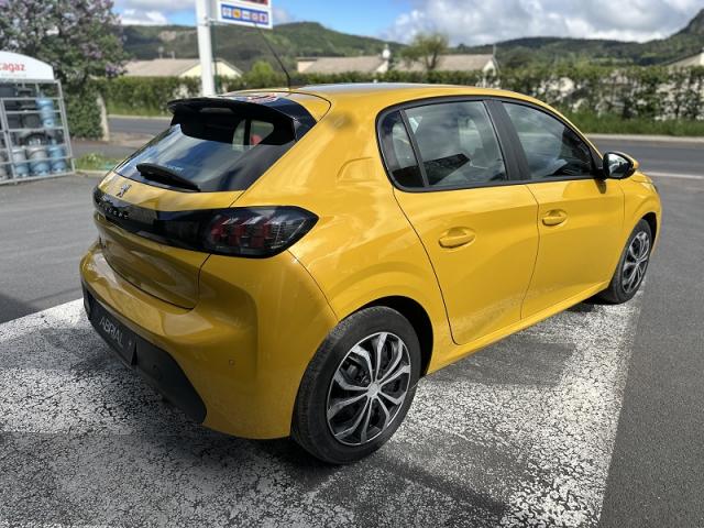 Peugeot 208 image 4