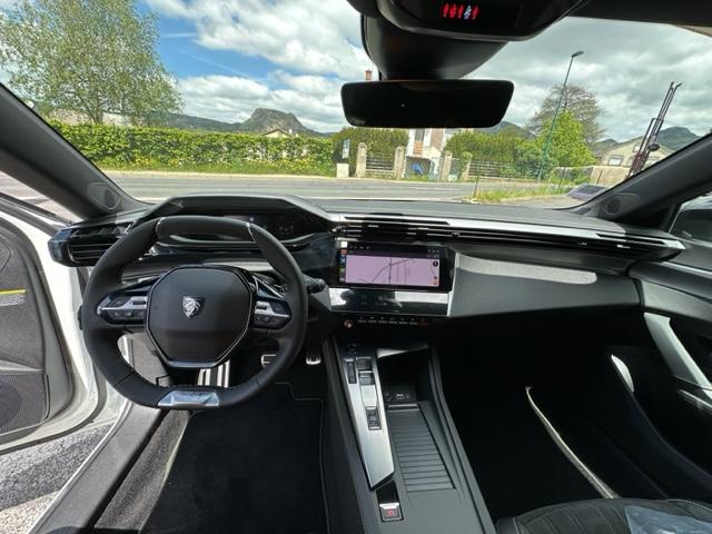 Peugeot 308 image 2